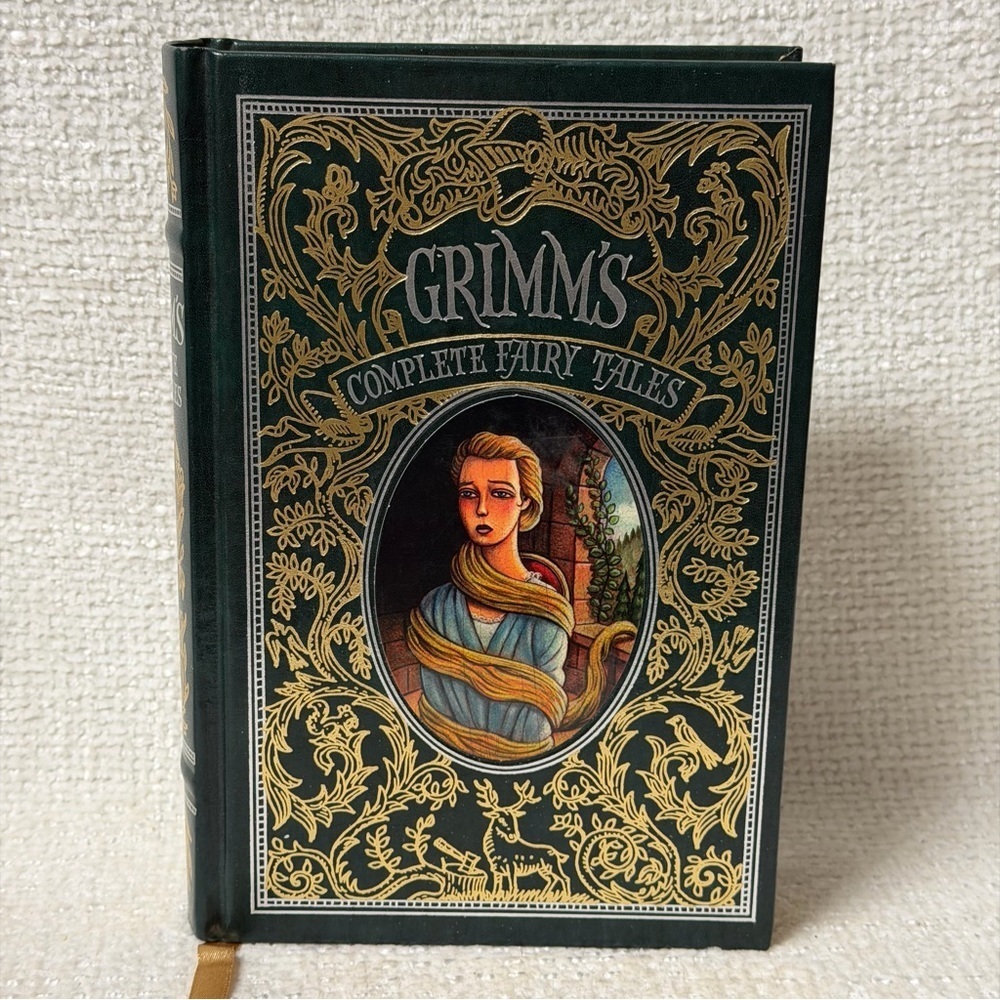 GRIMM'S COMPLETE FAIRY TALES Barnes and Noble Limited Ed. 2009, Leatherbound HC